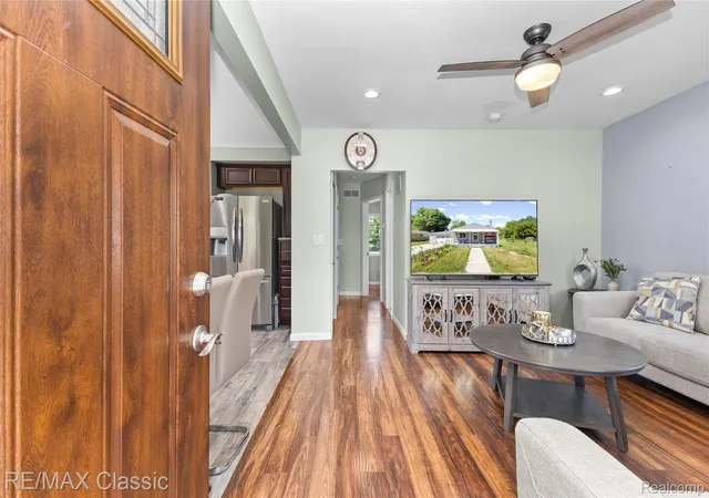 Photo 3 of Single family home for sale at 32417 Linderman Ave, Warren, MI 48093 | MLS# 20261050003 | Listing updated on 2026-09-01