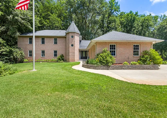 1st image of 3439 Michael Ln, Saint Joseph, MI 49085 | MLS# 66026033148