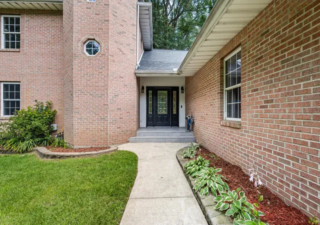 Photo 3 of Single family home for sale at 3439 Michael Ln, Saint Joseph, MI 49085 | MLS# 66026033148 | Listing updated on 2026-07-31