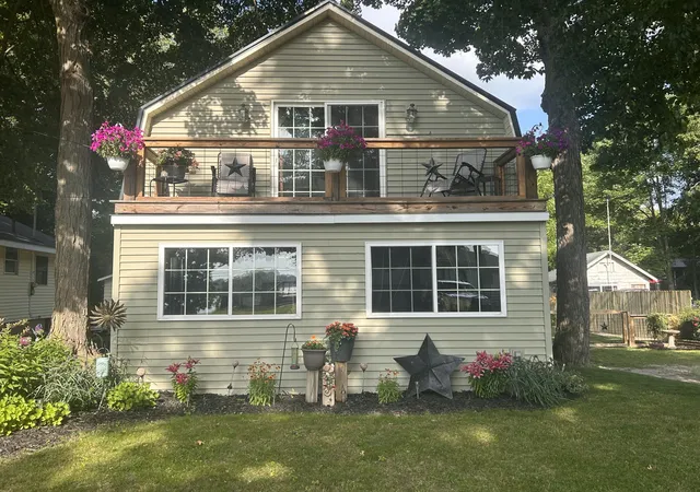 2nd image of 2625 Lansing St, Crystal, MI 48818 | MLS# 65026033142