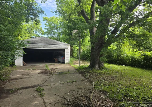 Photo 17 of Single family home for sale at 16435 Tacoma St, Detroit, MI 48205 | MLS# 20261050032 | Listing updated on 2026-08-21