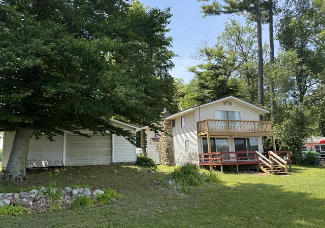image of 141 S Beechwood Dr Sw, Stanton, MI 48888 | MLS# 72026033169
