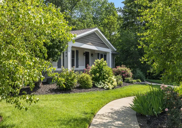 Photo 2 of Single family home for sale at 648 Francis St, Saugatuck, MI 49453 | MLS# 69026033170 | Listing updated on 2026-09-11