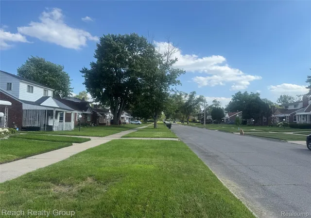 Photo 3 of Single family home for sale at 18312 Harlow St, Detroit, MI 48235 | MLS# 20261050046 | Listing updated on 2026-09-02