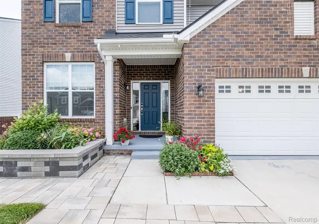 2nd image of 20809 Gidran Dr, South Lyon, MI 48178 | MLS# 20261050048