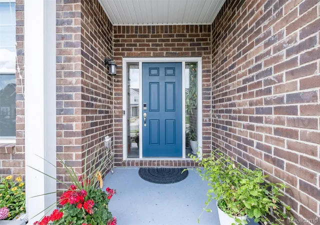 Photo 3 of Single family home for sale at 20809 Gidran Dr, South Lyon, MI 48178 | MLS# 20261050048 | Listing updated on 2026-09-13