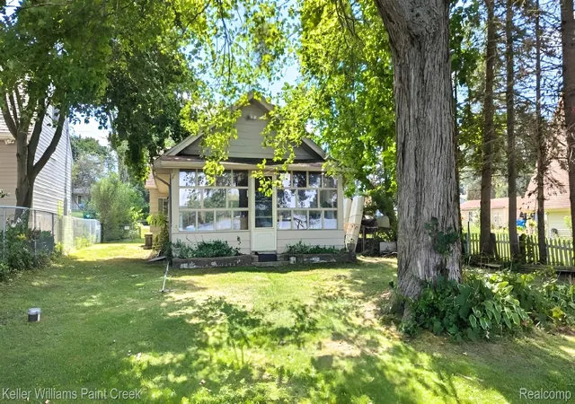 Photo 1 of Sale Pending at 1812 Luneta Ct, Commerce Township, MI 48382 | MLS# 20261050054 | Listing updated on 2026-07-13