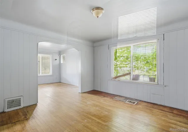 Photo 4 of Single family home for sale at 15094 Sorrento St, Detroit, MI 48227 | MLS# 20261050071 | Listing updated on 2026-07-09
