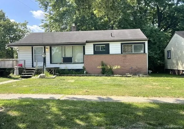 Photo 1 of Single family home for sale at 31415 Glen St, Westland, MI 48186 | MLS# 20261050076 | Listing updated on 2026-09-01