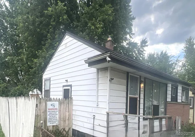 Photo 3 of Single family home for sale at 31415 Glen St, Westland, MI 48186 | MLS# 20261050076 | Listing updated on 2026-09-01