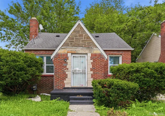 Photo 1 of Single family home for sale at 9586 Mansfield St, Detroit, MI 48227 | MLS# 20261050084 | Listing updated on 2026-07-09