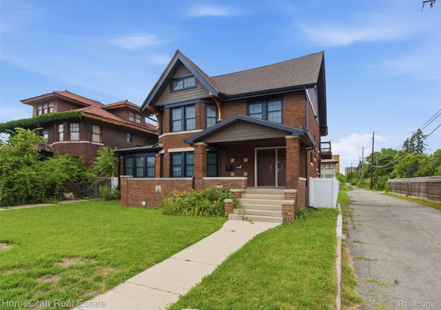 Photo 3 of Single family home for sale at 17 Colorado St, Highland Park, MI 48203 | MLS# 20261050088 | Listing updated on 2026-07-26