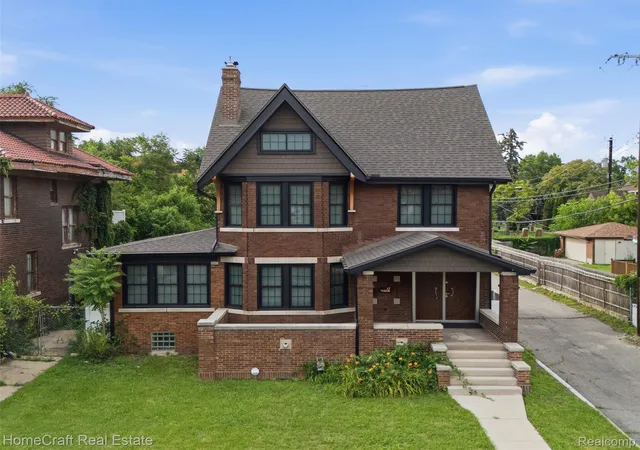 Photo 4 of Single family home for sale at 17 Colorado St, Highland Park, MI 48203 | MLS# 20261050088 | Listing updated on 2026-07-26