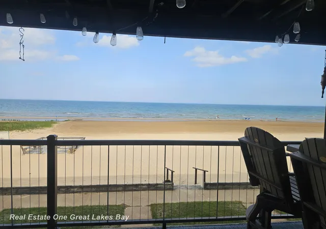 Listing Photo 1 - Condo for sale in building located at 6522 N Us 23 Unit #9 Hwy, Oscoda, MI 48750