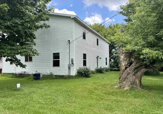 Photo 1 of Sale Pending at 8611 S Wise Rd, Shepherd, MI 48883 | MLS# 79080070511 | Listing updated on 2026-09-16