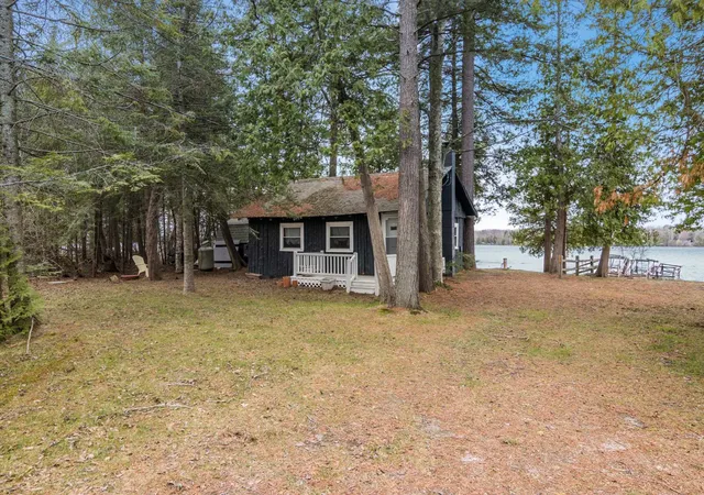 3rd image of 6386 Tricks Wy, Kewadin, MI 49648 | MLS# 78080070514
