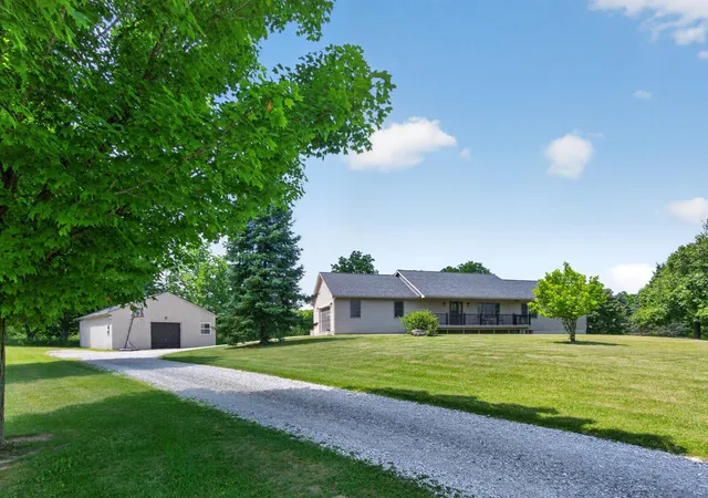 Photo 3 of Single family home for sale at 18167 W Austin Rd, Manchester, MI 48158 | MLS# 55026033239 | Listing updated on 2026-08-03