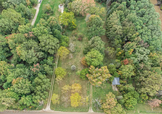 2nd image of 7655 Koppernick Rd, Canton, MI 48187 | MLS# 20261050152