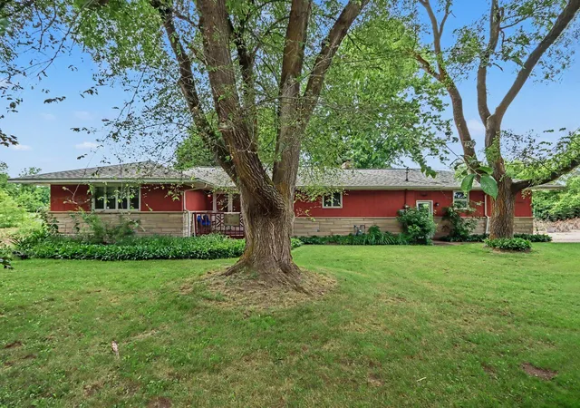 Photo 2 of Single family home for sale at 12090 M 40, Gobles, MI 49055 | MLS# 65026033241 | Listing updated on 2026-08-31