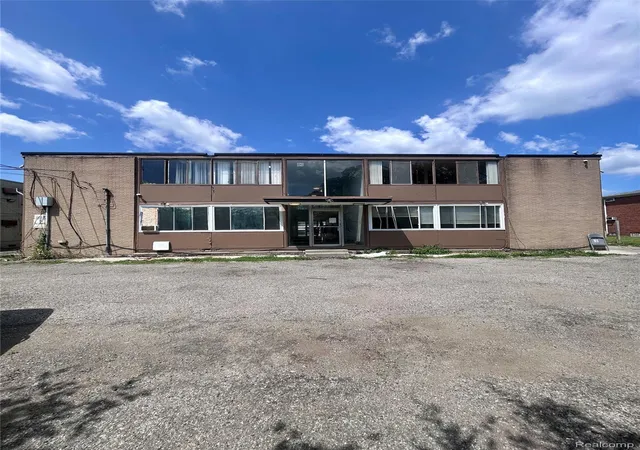 Listing Photo 4 - Condo for sale in building located at 15080 Greenfield Rd, Detroit, MI 48227