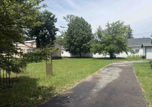 Photo 3 of Land for sale at 2816 Sunnyside Dr, Cadillac, MI 49601 | MLS# 78080070522 | Listing updated on 2026-08-31