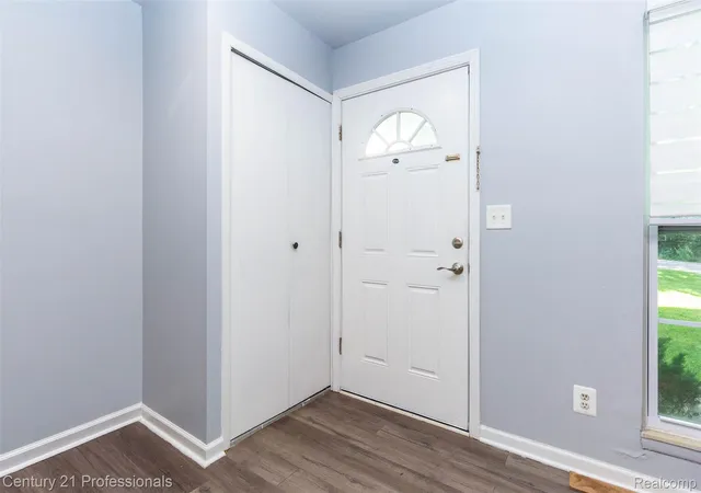 Photo 4 of Condo for sale at 2650 Fenwick Ct, Ann Arbor, MI 48104 | MLS# 20261050174 | Listing updated on 2026-08-28