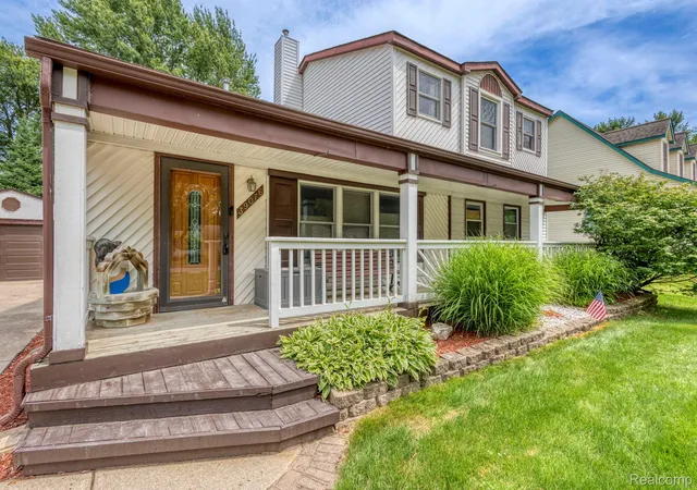 4th image of 39076 Winkler St, Harrison Township, MI 48045 | MLS# 20261050191
