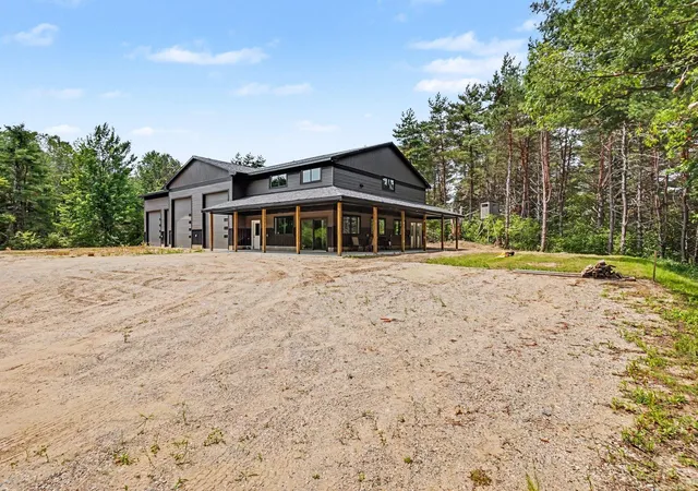Photo 3 of Single family home for sale at 8341 Enid Dr, Evart, MI 49631 | MLS# 72026033275 | Listing updated on 2026-09-14