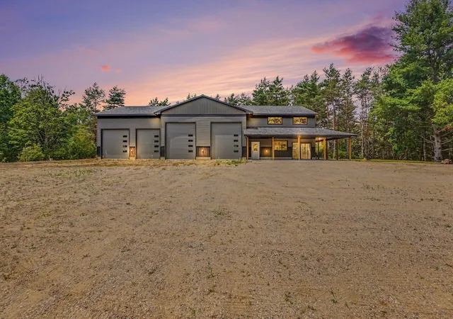 Photo 3 of Single family home for sale at 8341 Enid Dr, Evart, MI 49631 | MLS# 72026033275 | Listing updated on 2026-09-14