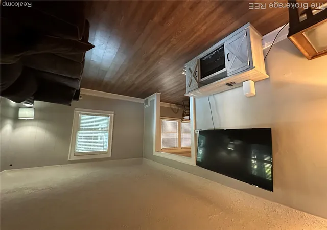Photo 3 of Single family home for sale at 821 N Chevrolet Ave, Flint, MI 48504 | MLS# 20261050215 | Listing updated on 2026-09-04
