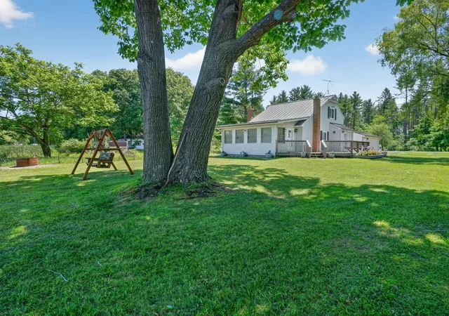 Photo 3 of Single family home for sale at 10041 Birch Dr, Riverdale, MI 48877 | MLS# 68026033284 | Listing updated on 2026-07-01