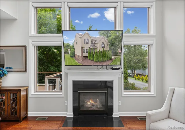 2nd image of 730 Leon Rd, Walled Lake, MI 48390 | MLS# 20261050224