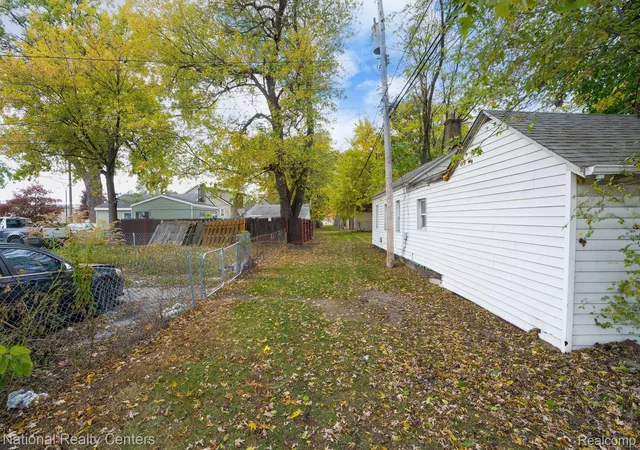 Photo 3 of Single family home for sale at 8104 Jackson Ave, Warren, MI 48089 | MLS# 20261050233 | Listing updated on 2026-09-11