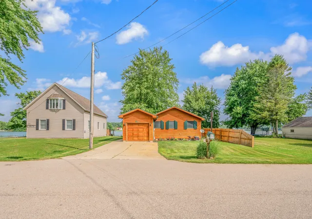 Photo 3 of Single family home for sale at 2541 Van Dyke St, Conklin, MI 49403 | MLS# 72026033297 | Listing updated on 2026-09-04
