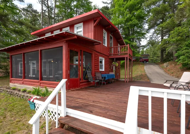 Photo 4 of Single family home for sale at 10582 N Twin Lake Rd NE, Mancelona, MI 49659 | MLS# 78080070550 | Listing updated on 2026-08-24