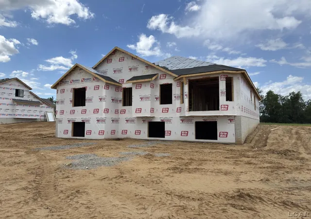 Photo 2 of Single family home for sale at 3528 Sicilia Dr, Raisin Township Lenawee, MI 49286 | MLS# 56050213545 | Listing updated on 2026-09-02