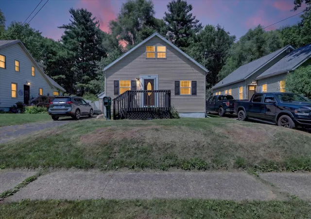 Photo 1 of Sale Pending at 196 W Pitman Ave, Battle Creek, MI 49017 | MLS# 65026033347 | Listing updated on 2026-08-17