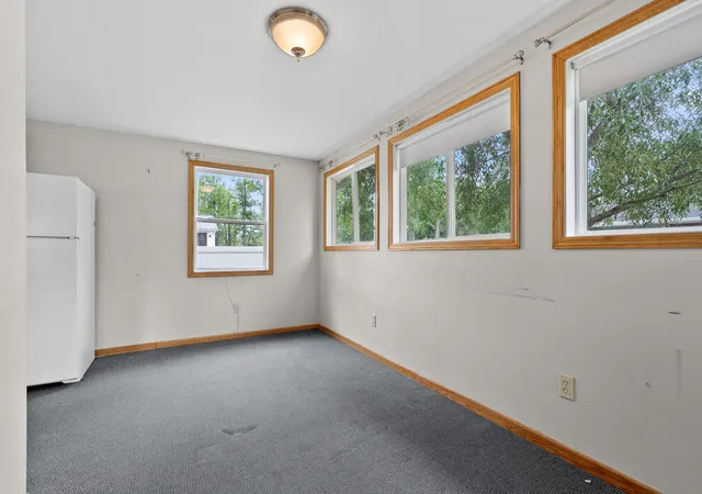 Photo 4 of Single family home for sale at 7949 Oak St, Vicksburg, MI 49097 | MLS# 66026033350 | Listing updated on 2026-08-18