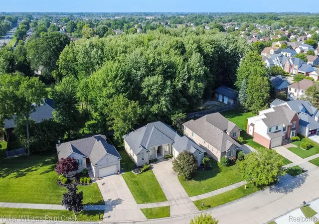 Photo 5 of Single family home for sale at 20695 Gaberty Dr, Clinton Township, MI 48038 | MLS# 20261050321 | Listing updated on 2026-08-21