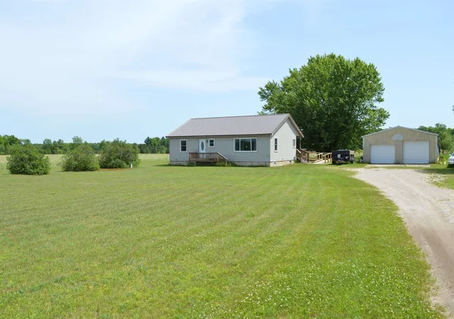Photo 3 of Single family home for sale at 6268 E M 72, Kalkaska, MI 49646 | MLS# 78080070557 | Listing updated on 2026-09-03