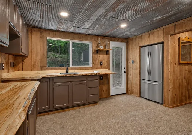 Photo 5 of Single family home for sale at 7979 N Turnerville Rd, Mc Bain, MI 49657 | MLS# 78080070558 | Listing updated on 2026-09-03