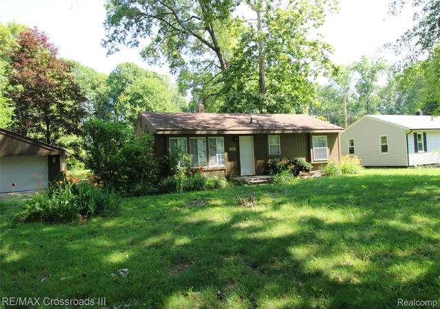 Photo 1 of Single family home for sale at 38550 Superior St, Romulus, MI 48174 | MLS# 20261050337 | Listing updated on 2026-07-07