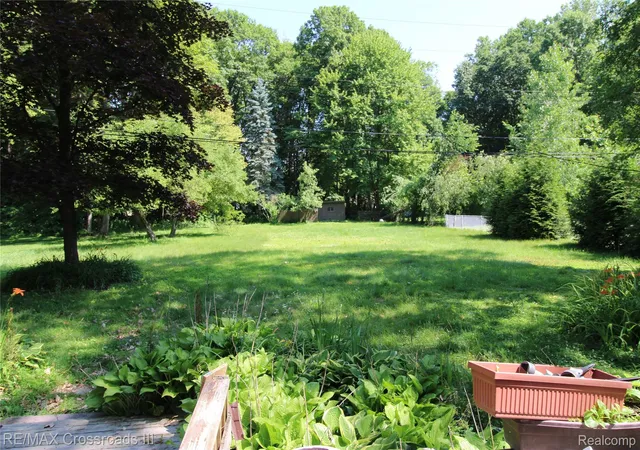 Photo 3 of Single family home for sale at 38550 Superior St, Romulus, MI 48174 | MLS# 20261050337 | Listing updated on 2026-07-07