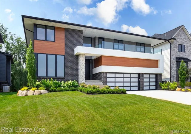 Photo 2 of Single family home for sale at 1830 Sadie Shore Dr, Commerce Township, MI 48382 | MLS# 20261050357 | Listing updated on 2026-08-30