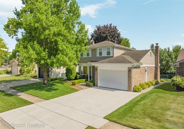 Photo 1 of Sale Pending at 15490 Uthers St, Clinton Township, MI 48038 | MLS# 20261050360 | Listing updated on 2026-08-02