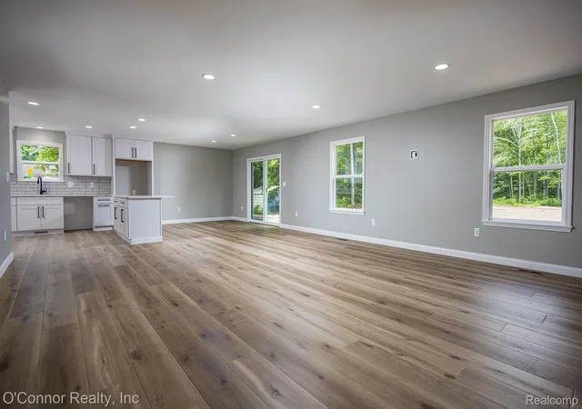 4th image of 3834 Knapp Ave, Port Huron, MI 48060 | MLS# 20261050366