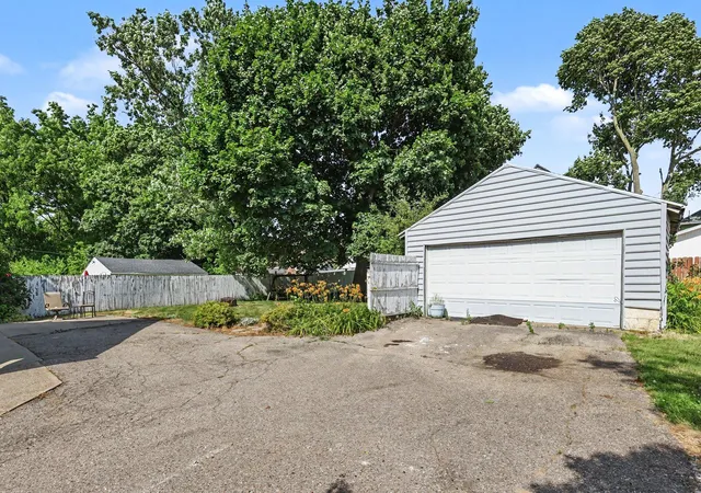 5th image of 113 N Gorham St, Jackson, MI 49202 | MLS# 55026033408