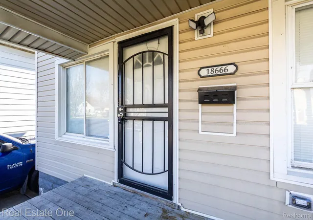 Photo 3 of Single family home for sale at 18666 Carrie St, Detroit, MI 48234 | MLS# 20261050377 | Listing updated on 2026-08-31