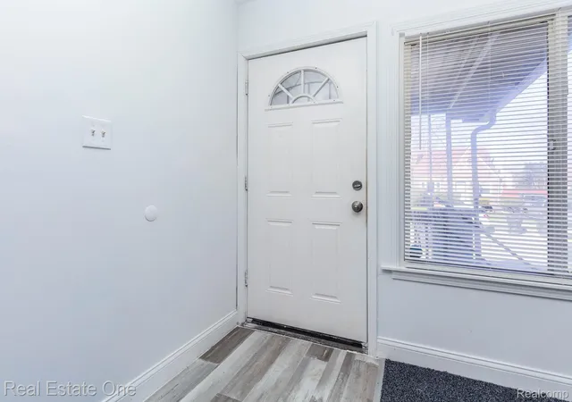 Photo 4 of Single family home for sale at 18666 Carrie St, Detroit, MI 48234 | MLS# 20261050377 | Listing updated on 2026-08-31