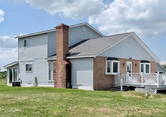 4th image of 10865 Norman Rd, Brockway, MI 48097 | MLS# 20261050384